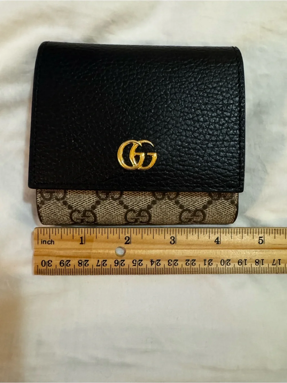 Gucci Black Pebbled Leather & GG Canvas Compact Wallet with Gold Hardware - Picture 7 of 9